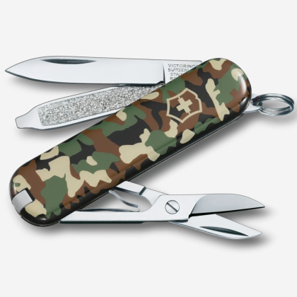 Складной нож Victorinox Classic SD Camouflage 0.6223.94